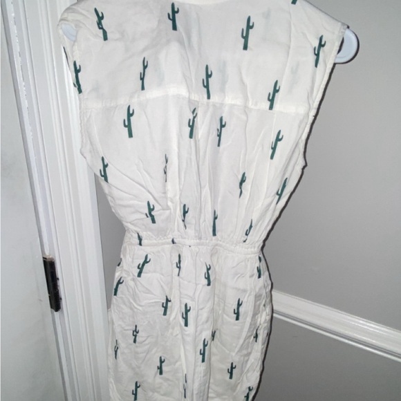 White Romper with Cactus Print - Picture 3 of 3